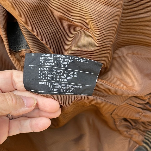 Harley-Davidson Vintage Distressed Brown with Black trim Leather Bomber Jacket - Picture 9 of 16